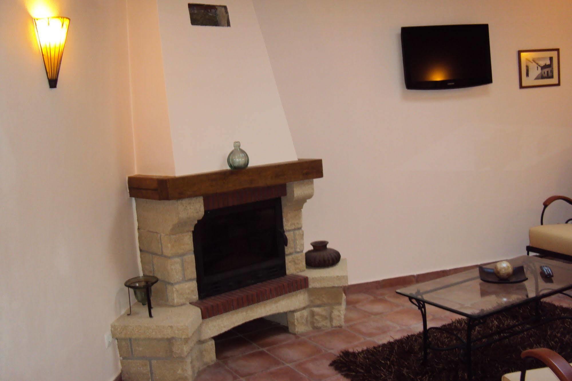 Casa Antiga Bed & Breakfast Odeceixe Ngoại thất bức ảnh
